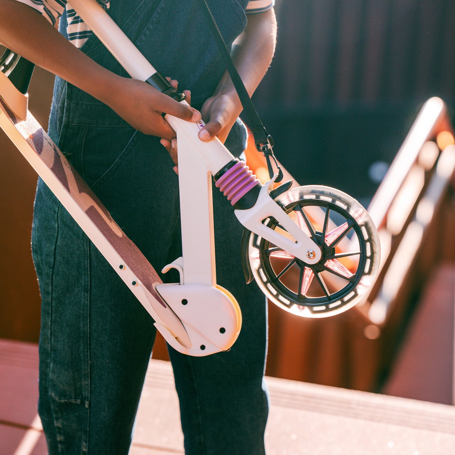 Movino City Light (bej-mov)