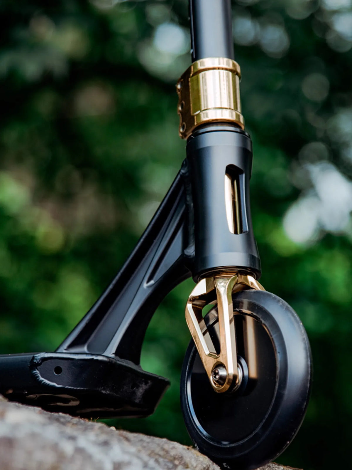 Movino Kraken (black/neogold)