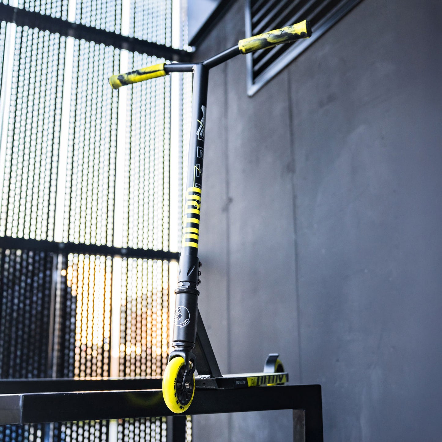 Movino Nitro (galben verzui)